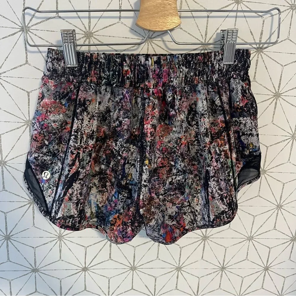 Lululemon Hotty Hot Short II *2.5